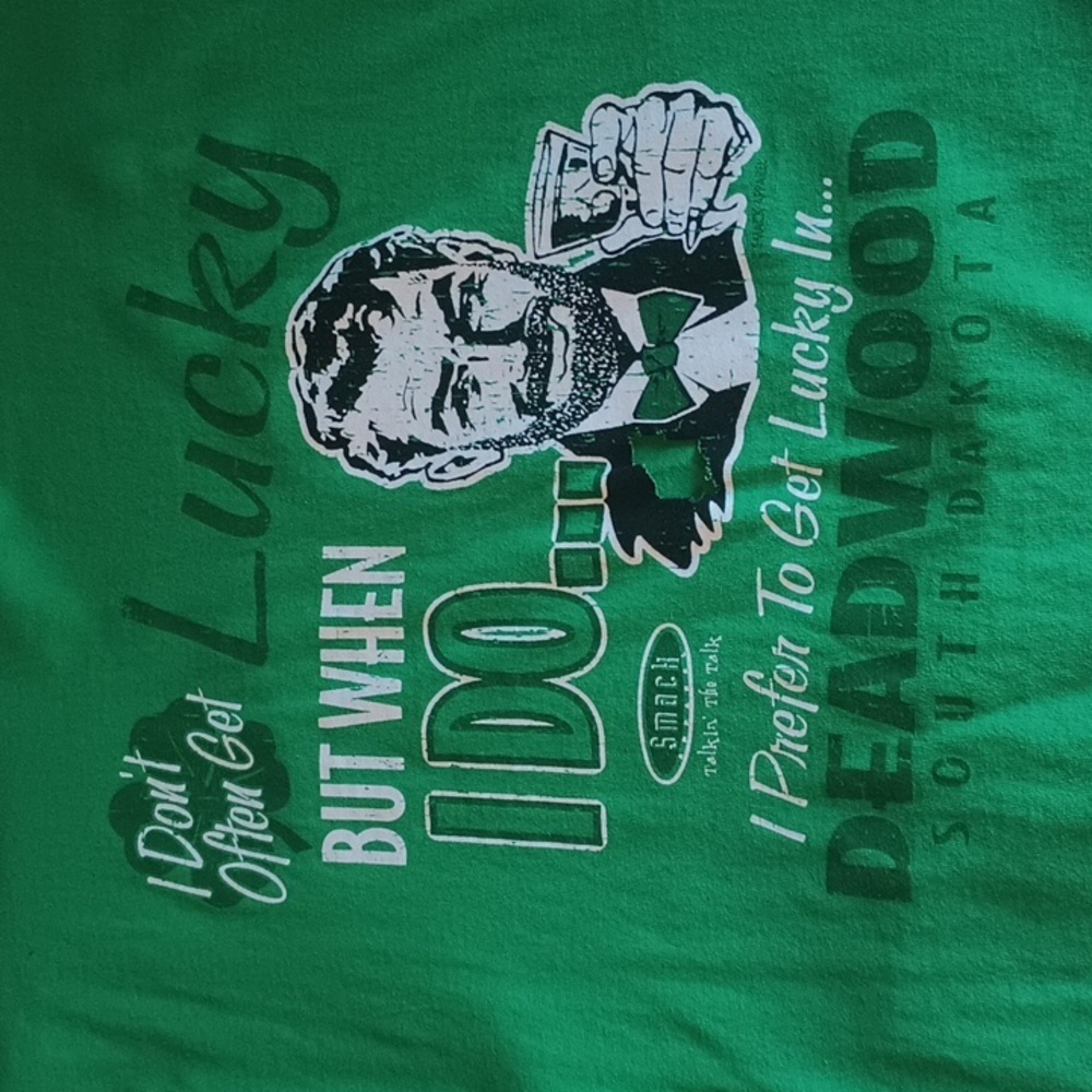 Gildan short sleeve tee